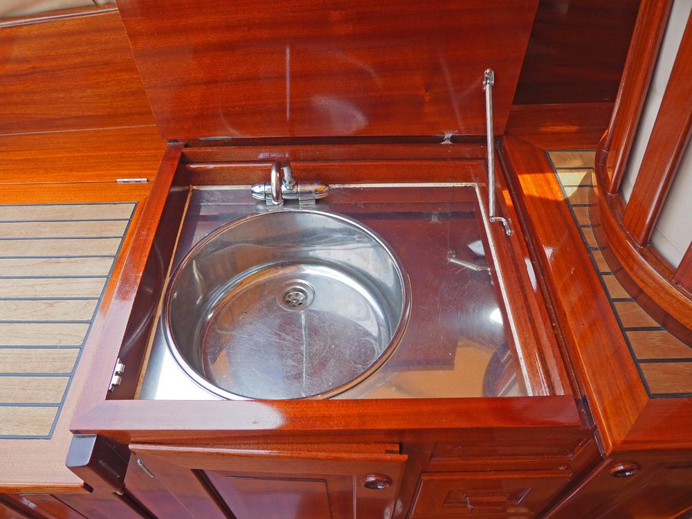 Stuurhuis, Accommodatie